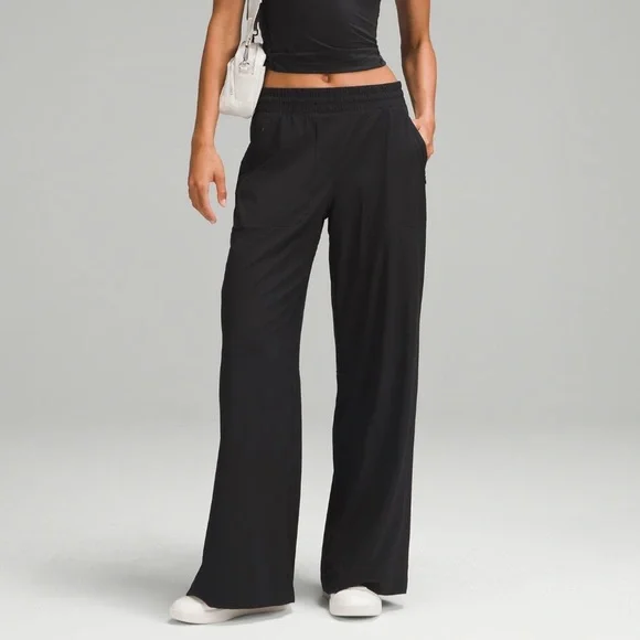 Lululemon Swift Mid Rise Wide Leg Pant-Black, Size 2 - Picture 1 of 6